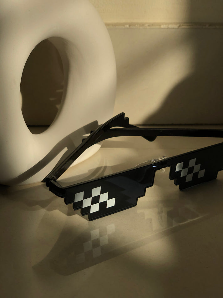 Thug-Life-Meme-Sunglasses – Viral-Cool-Sunglasses